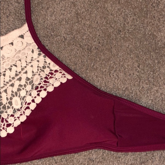 Lace Bathing Suit SET - Picture 4 of 6